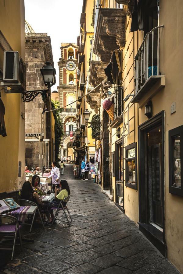 Holiday Sorrento Center Ngoại thất bức ảnh